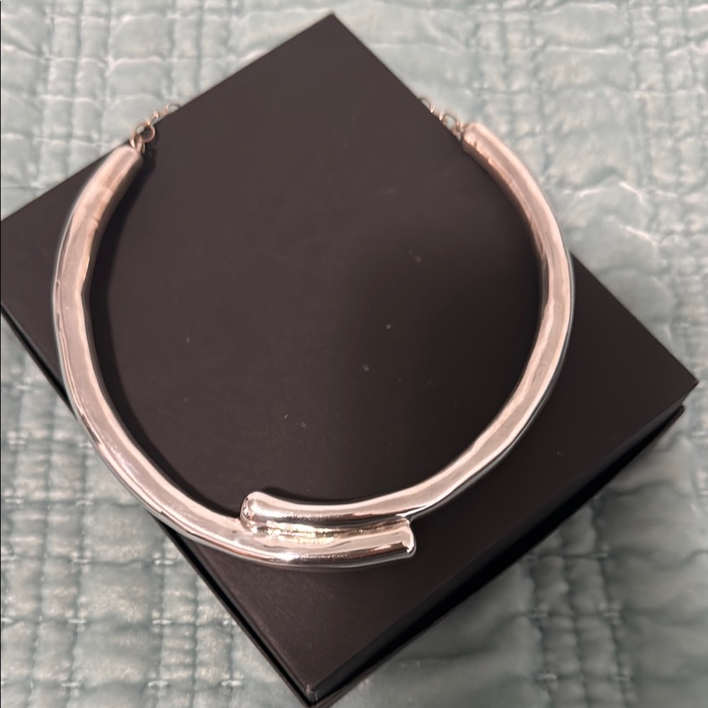 Elegant Silver Women's Necklace